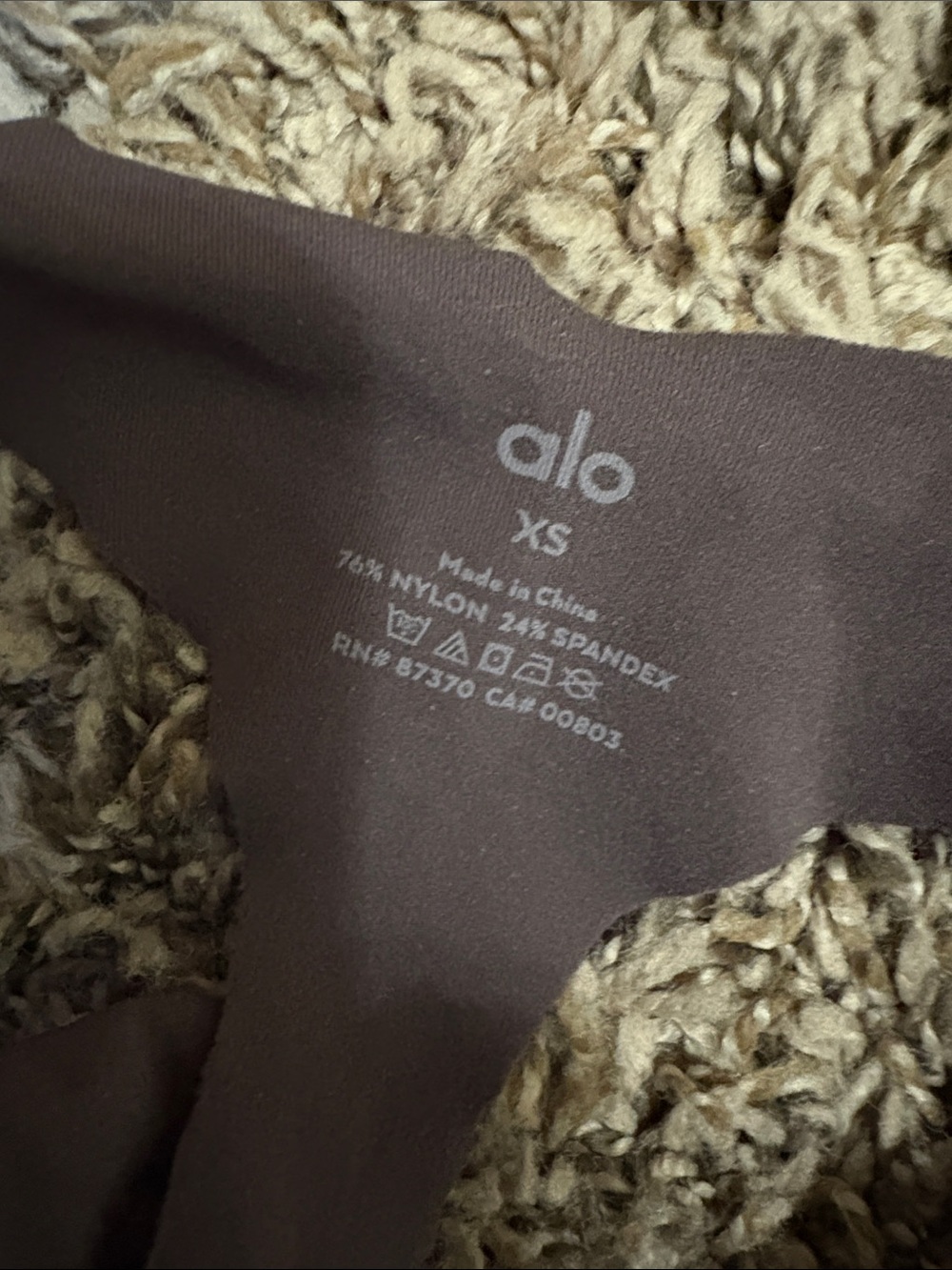 ALO Yoga Airbrush Invisible Thongs Sz XXS new set of 10 - Picture 8 of 9